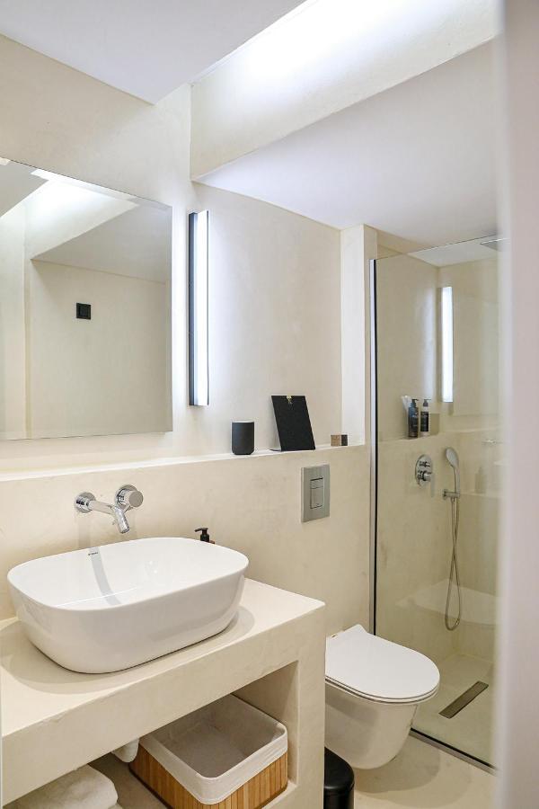 The First Key Luxury & Small Apartment In The Center Of Xanthi Exteriör bild